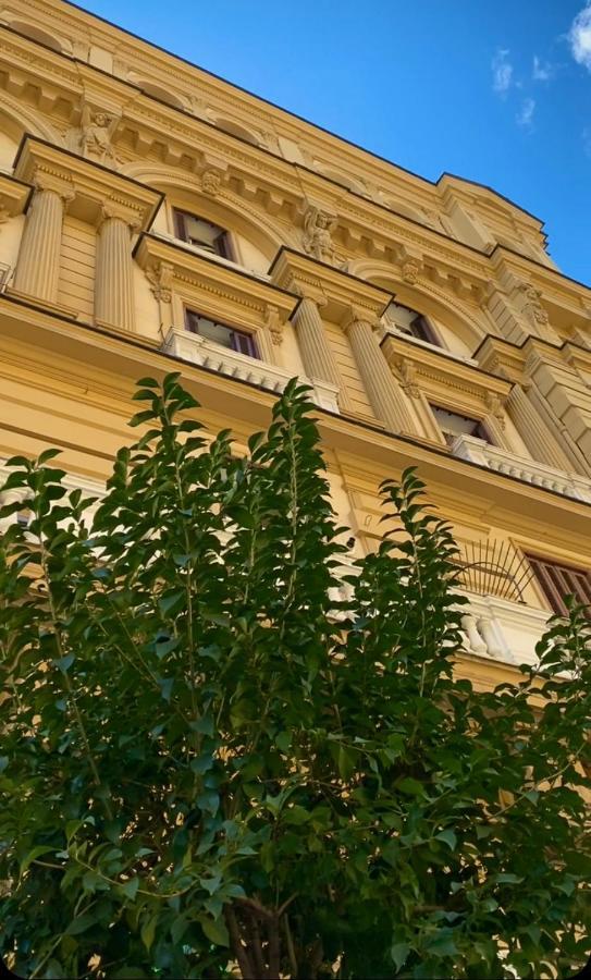 Quatrum Napoli